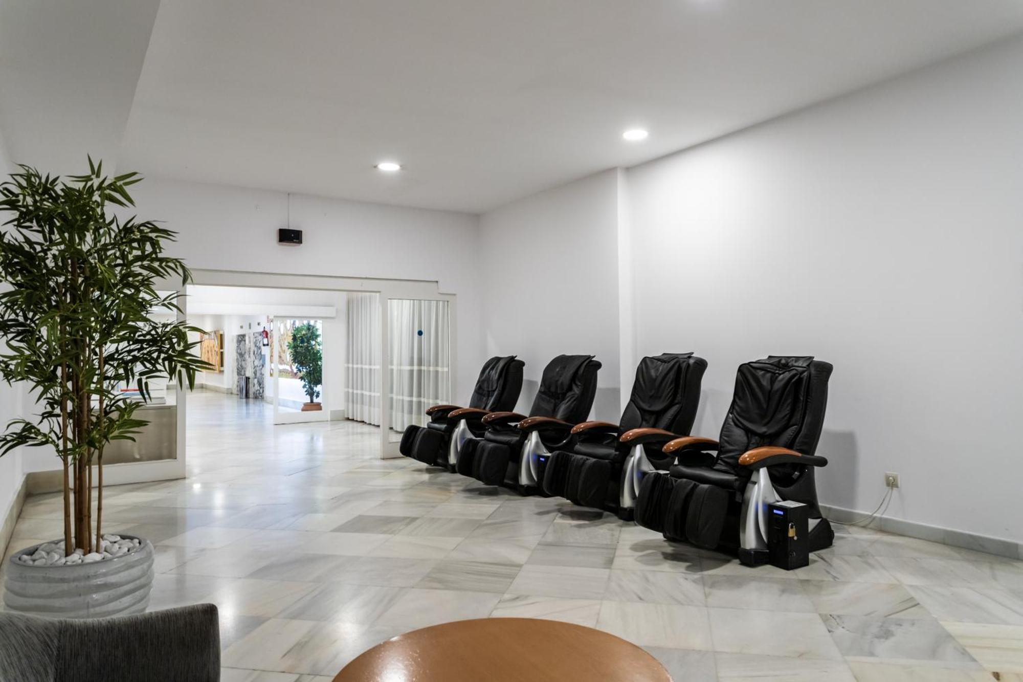 Sur Suites Palmeras 487 Fuengirola Bagian luar foto